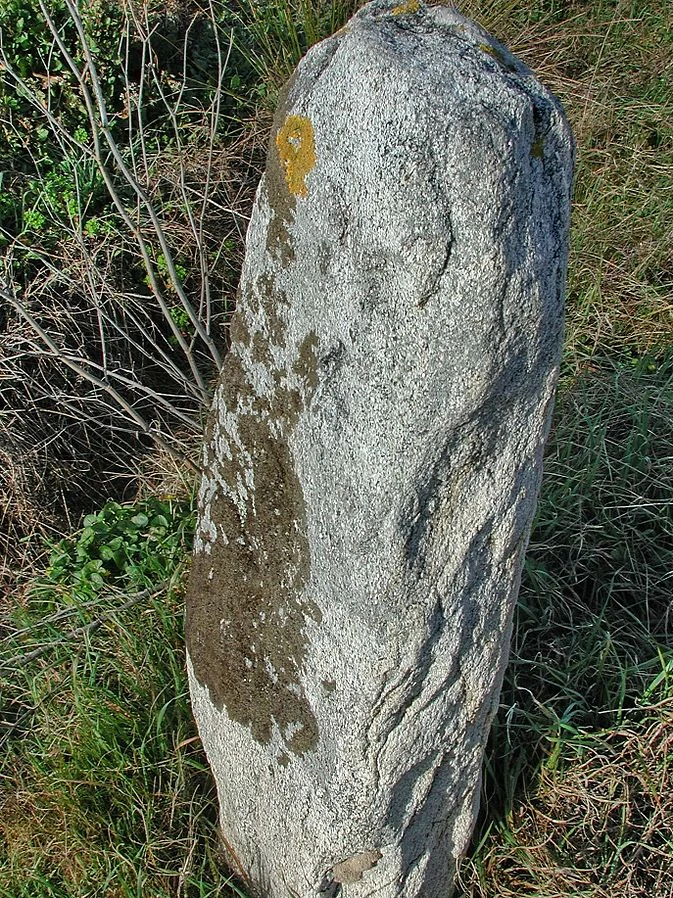 Menhir des Vernades — photo 2